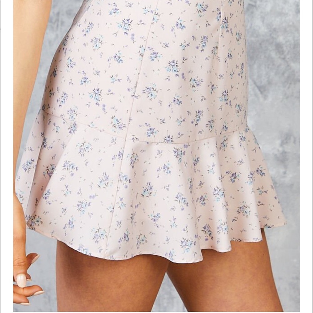 floral skirt - Picture 3 of 6